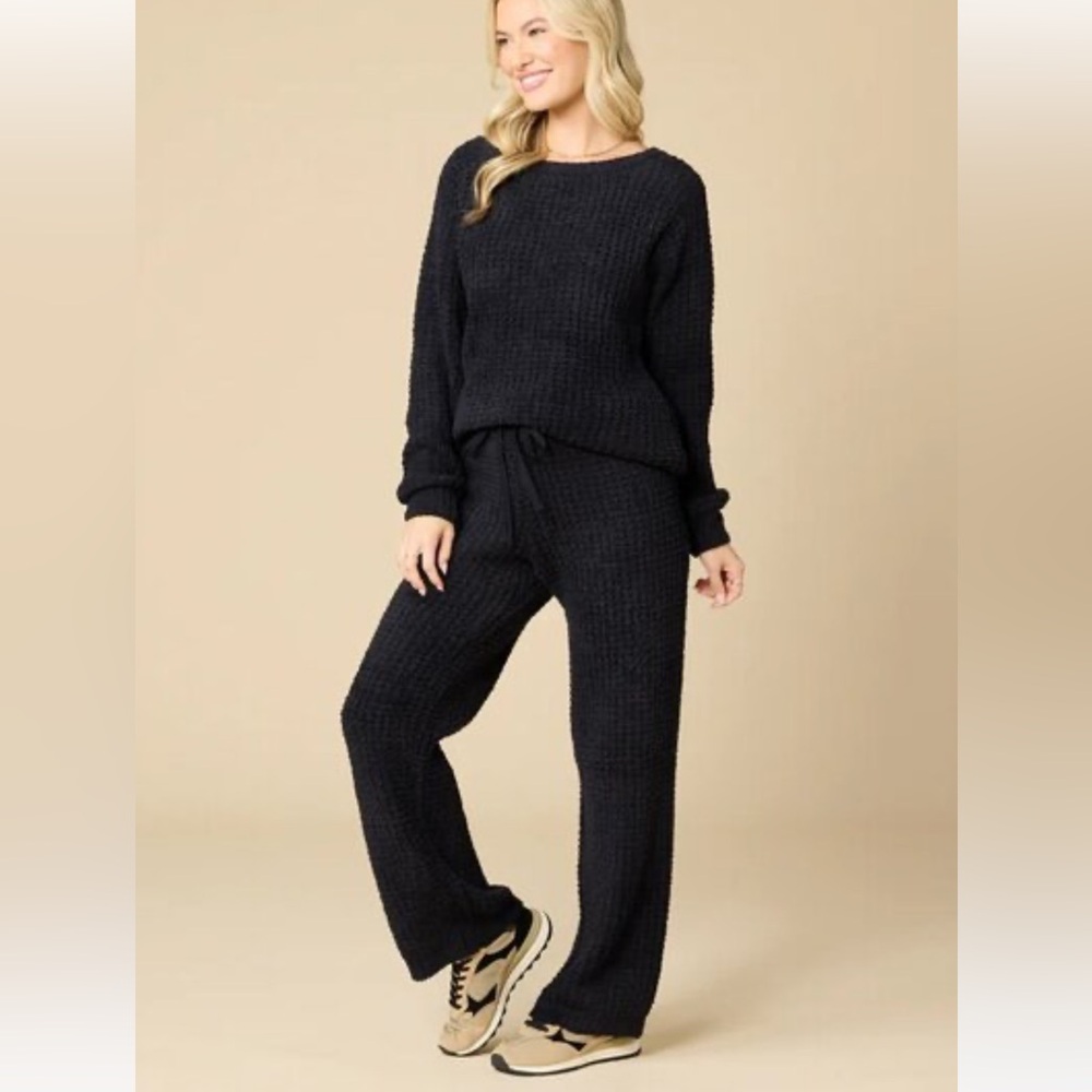 Softies Waffle Marshmallow Boatneck Lounge Set in Black Size L